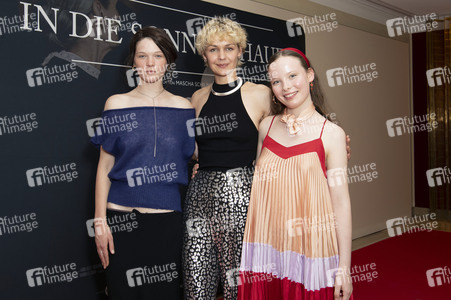 Filmpremiere 'In die Sonne schauen' in Berlin