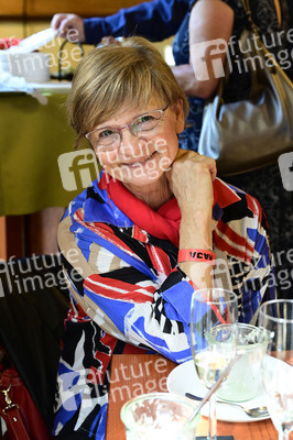 Gala zum 80. Geburtstag von Carmen-Maja Antoni in Berlin