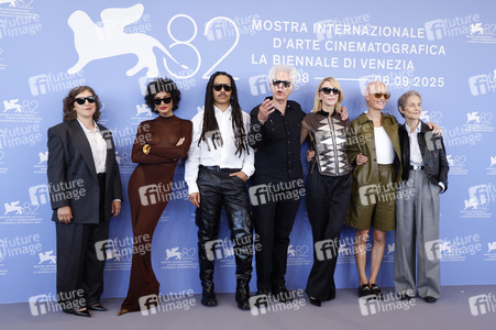 Photocall 'Father Mother Sister Brother', Internationale Filmfestspiele von Venedig 2025