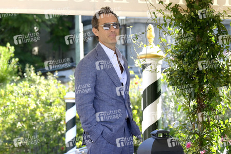 Ankunft von Jude Law am Hotel Excelsior, Internationale Filmfestspiele von Venedig 2025