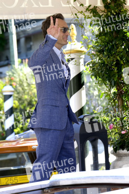 Ankunft von Jude Law am Hotel Excelsior, Internationale Filmfestspiele von Venedig 2025
