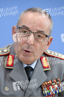 Bundespressekonferenz 'Quadriga 2025 - unter Führung der Deutschen Marine' in Berlin