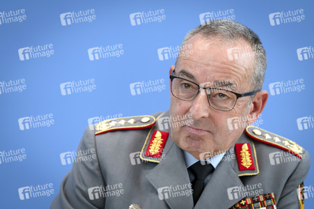 Bundespressekonferenz 'Quadriga 2025 - unter Führung der Deutschen Marine' in Berlin