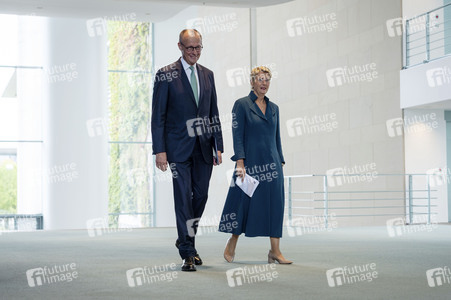 Empfang der Bundespräsidentin der Schweiz in Berlin