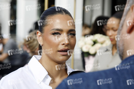 Photocall zum 15-jährigen Jubiläum des Designer Outlet Berlin in Wustermark