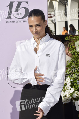 Photocall zum 15-jährigen Jubiläum des Designer Outlet Berlin in Wustermark