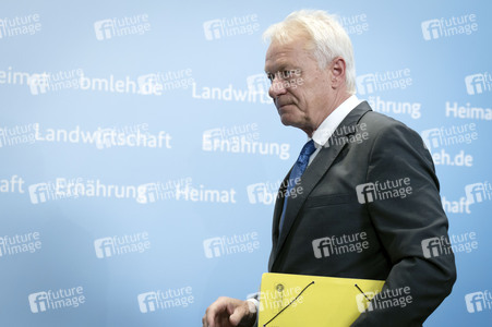 Pressekonferenz zur Vorstellung des Ernteberichts 2025 in Berlin