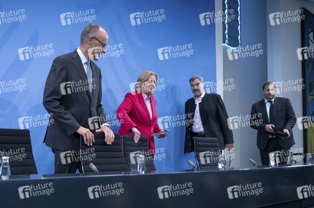 Pressekonferenz nach der Sitzung des Koalitionsausschusses in Berlin
