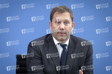 Pressekonferenz nach der Sitzung des Koalitionsausschusses in Berlin