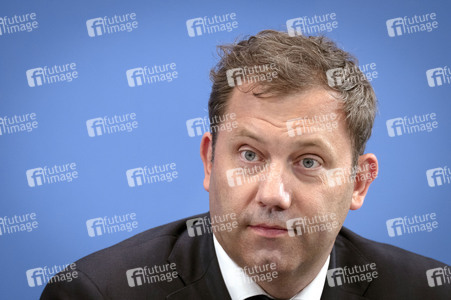 Pressekonferenz nach der Sitzung des Koalitionsausschusses in Berlin