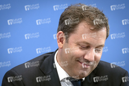 Pressekonferenz nach der Sitzung des Koalitionsausschusses in Berlin