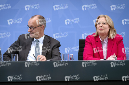 Pressekonferenz nach der Sitzung des Koalitionsausschusses in Berlin