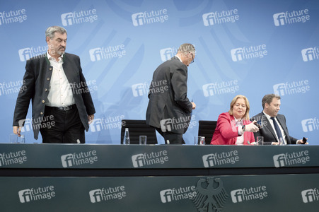 Pressekonferenz nach der Sitzung des Koalitionsausschusses in Berlin