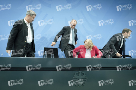 Pressekonferenz nach der Sitzung des Koalitionsausschusses in Berlin