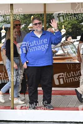 Ankunft von Guillermo del Toro am Hotel Excelsior, Internationale Filmfestspiele von Venedig 2025