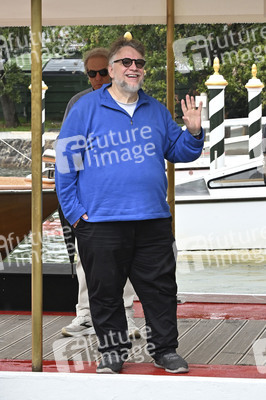 Ankunft von Guillermo del Toro am Hotel Excelsior, Internationale Filmfestspiele von Venedig 2025
