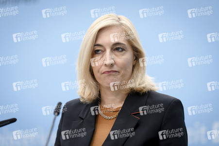 Pressestatement von Nina Warken in Berlin