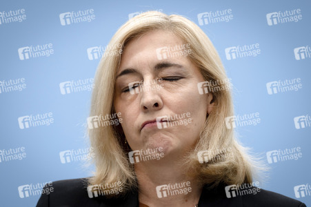 Pressestatement von Nina Warken in Berlin