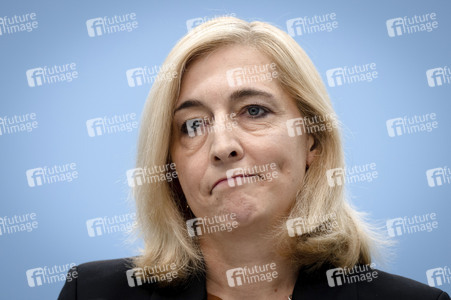 Pressestatement von Nina Warken in Berlin