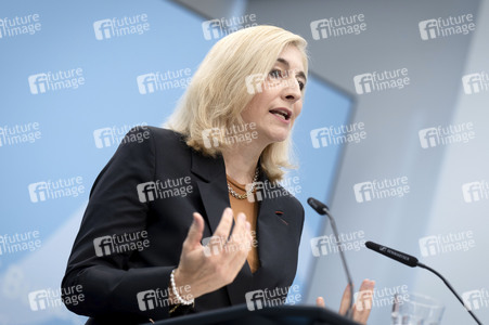 Pressestatement von Nina Warken in Berlin