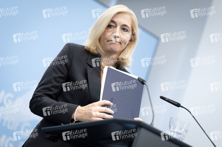 Pressestatement von Nina Warken in Berlin