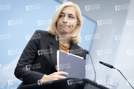 Pressestatement von Nina Warken in Berlin