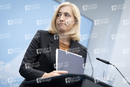 Pressestatement von Nina Warken in Berlin