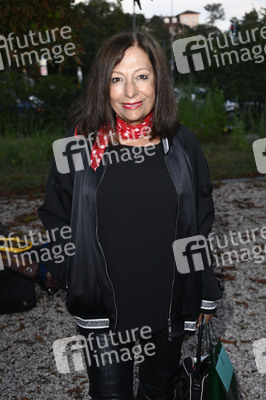 Theaterpremiere 'Der eingebildet Kranke' und 90. Geburtstag von Dieter Hallervorden in Berlin