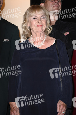 Theaterpremiere 'Der eingebildet Kranke' und 90. Geburtstag von Dieter Hallervorden in Berlin