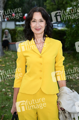 Theaterpremiere 'Der eingebildet Kranke' und 90. Geburtstag von Dieter Hallervorden in Berlin