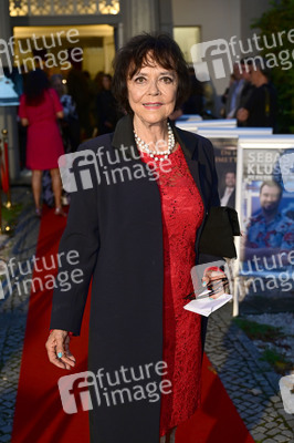 Theaterpremiere 'Der eingebildet Kranke' und 90. Geburtstag von Dieter Hallervorden in Berlin