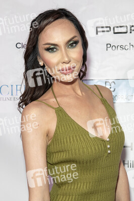 Eröffnung des Tarzana International Film Festival 2025 in Sherman Oaks