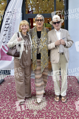 Präsentation von Carpetlounge Berlin & Julian F. M. Stoeckel in Berlin