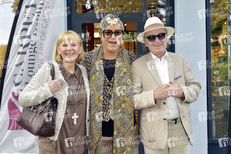 Präsentation von Carpetlounge Berlin & Julian F. M. Stoeckel in Berlin