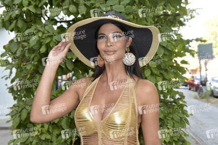 Präsentation von Carpetlounge Berlin & Julian F. M. Stoeckel in Berlin