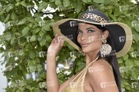 Präsentation von Carpetlounge Berlin & Julian F. M. Stoeckel in Berlin