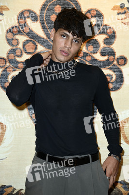 Präsentation von Carpetlounge Berlin & Julian F. M. Stoeckel in Berlin