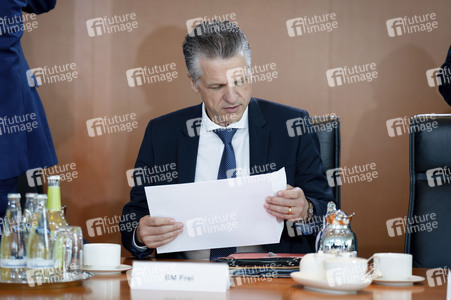 16. Sitzung des Bundeskabinetts in Berlin