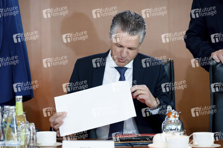 16. Sitzung des Bundeskabinetts in Berlin