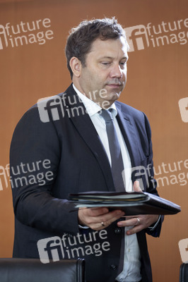 16. Sitzung des Bundeskabinetts in Berlin