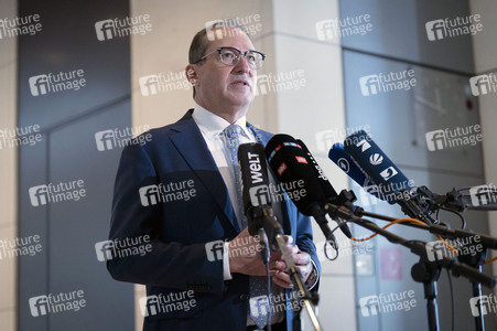 Pressestatement von Alexander Dobrindt in Berlin