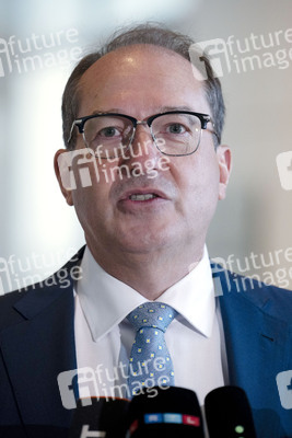 Pressestatement von Alexander Dobrindt in Berlin