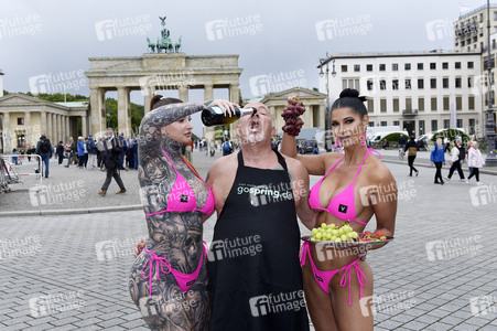 Fototermin zur Erotikmesse Venus Berlin 2025 in Berlin