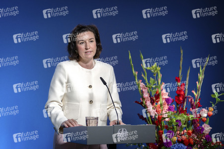 Ausstellungseröffnung 'Unsichtbare Wissenschaftlerinnen - Versäumte Bilder' in Berlin