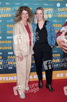 Filmpremiere 'Ganzer halber Bruder' in Köln
