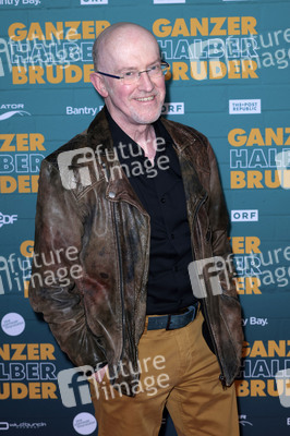 Filmpremiere 'Ganzer halber Bruder' in Köln