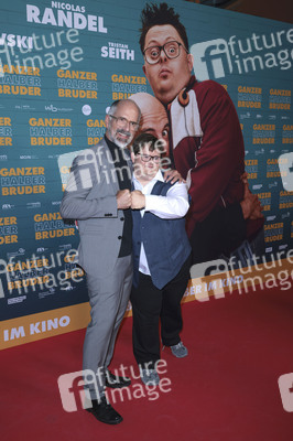 Filmpremiere 'Ganzer halber Bruder' in Köln