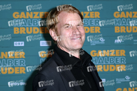 Filmpremiere 'Ganzer halber Bruder' in Köln