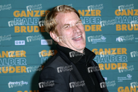 Filmpremiere 'Ganzer halber Bruder' in Köln