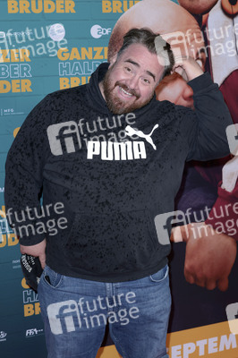 Filmpremiere 'Ganzer halber Bruder' in Köln